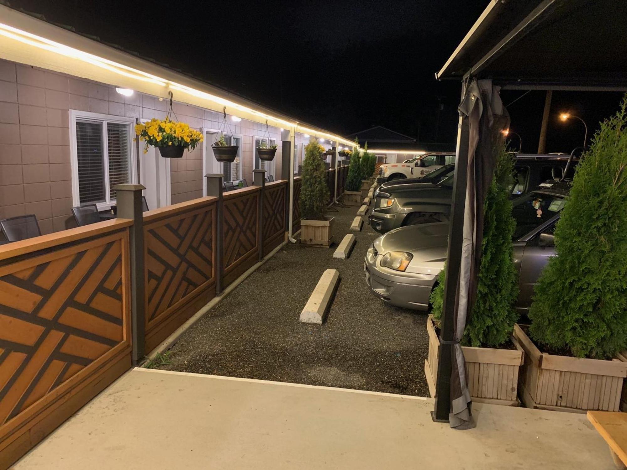 Sunset Motel Cache Creek Exterior foto