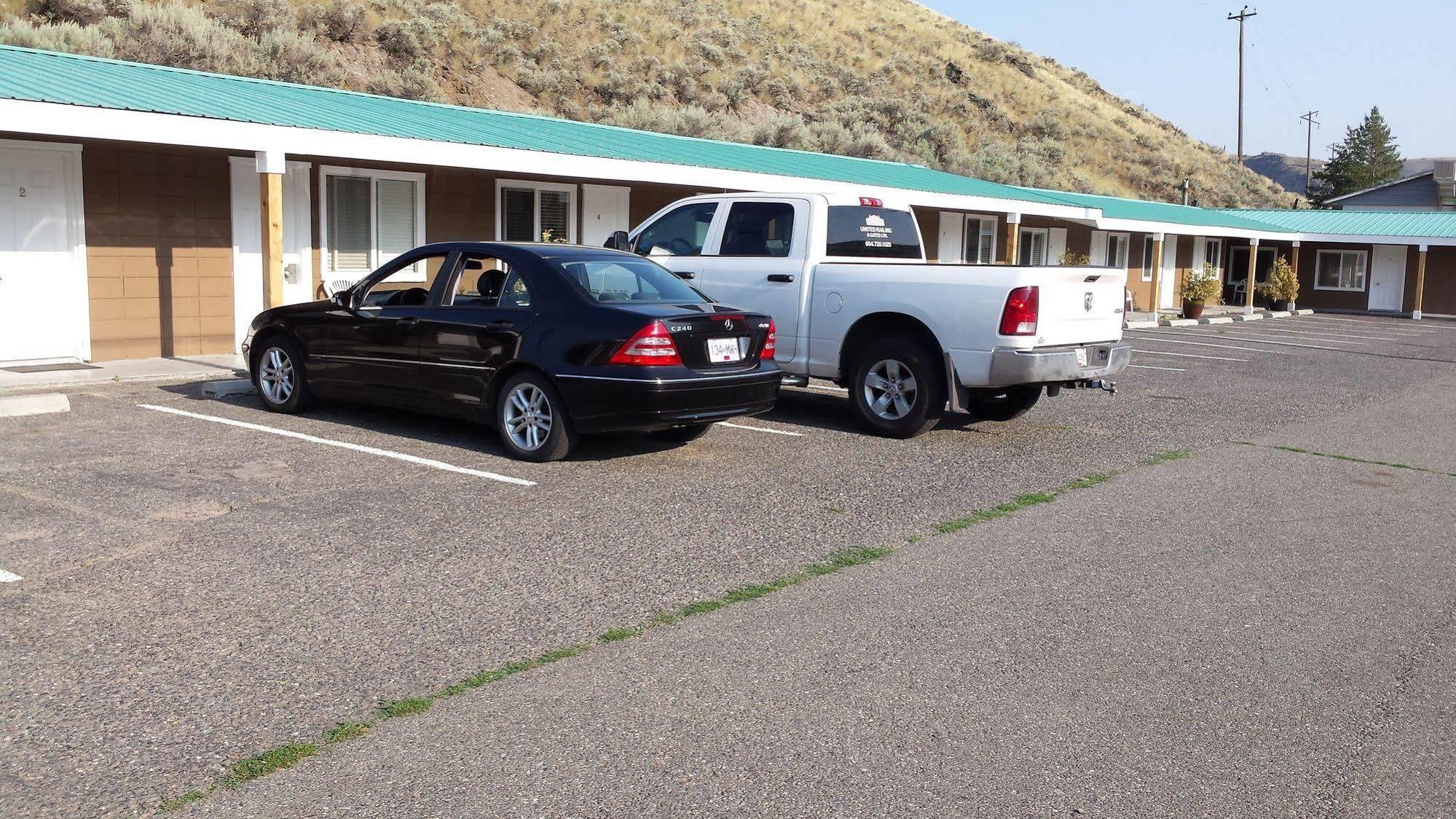 Sunset Motel Cache Creek Exterior foto